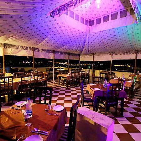 Hotel Royal Pratap Niwas Udaipur Ngoại thất bức ảnh