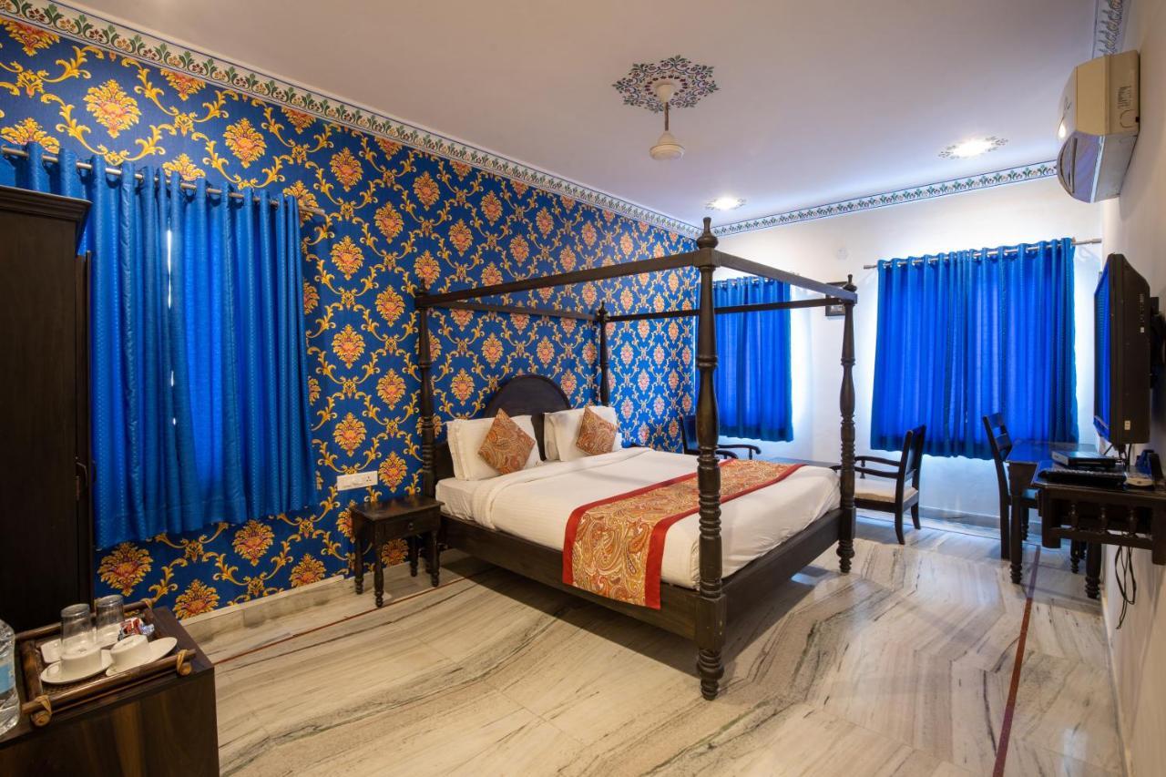 Hotel Royal Pratap Niwas Udaipur Ngoại thất bức ảnh