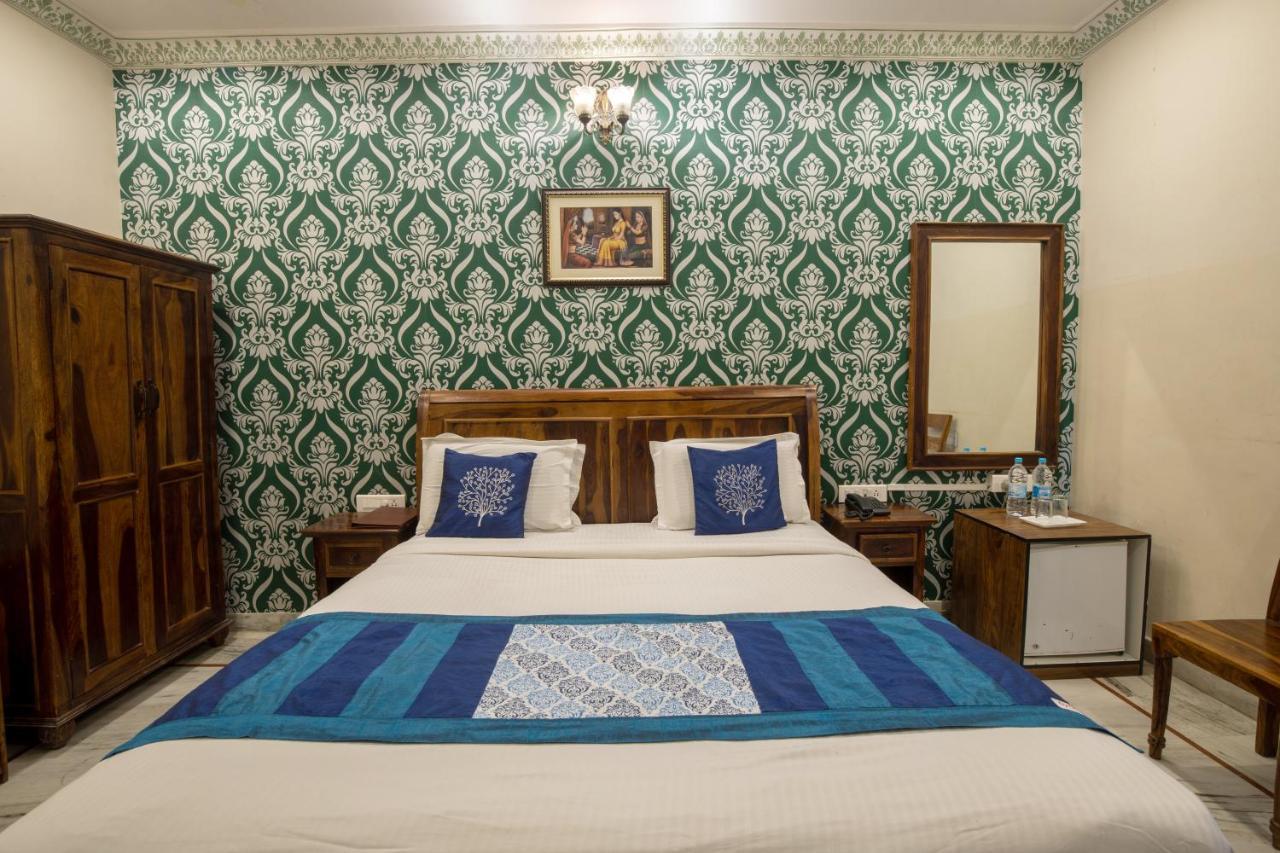 Hotel Royal Pratap Niwas Udaipur Ngoại thất bức ảnh