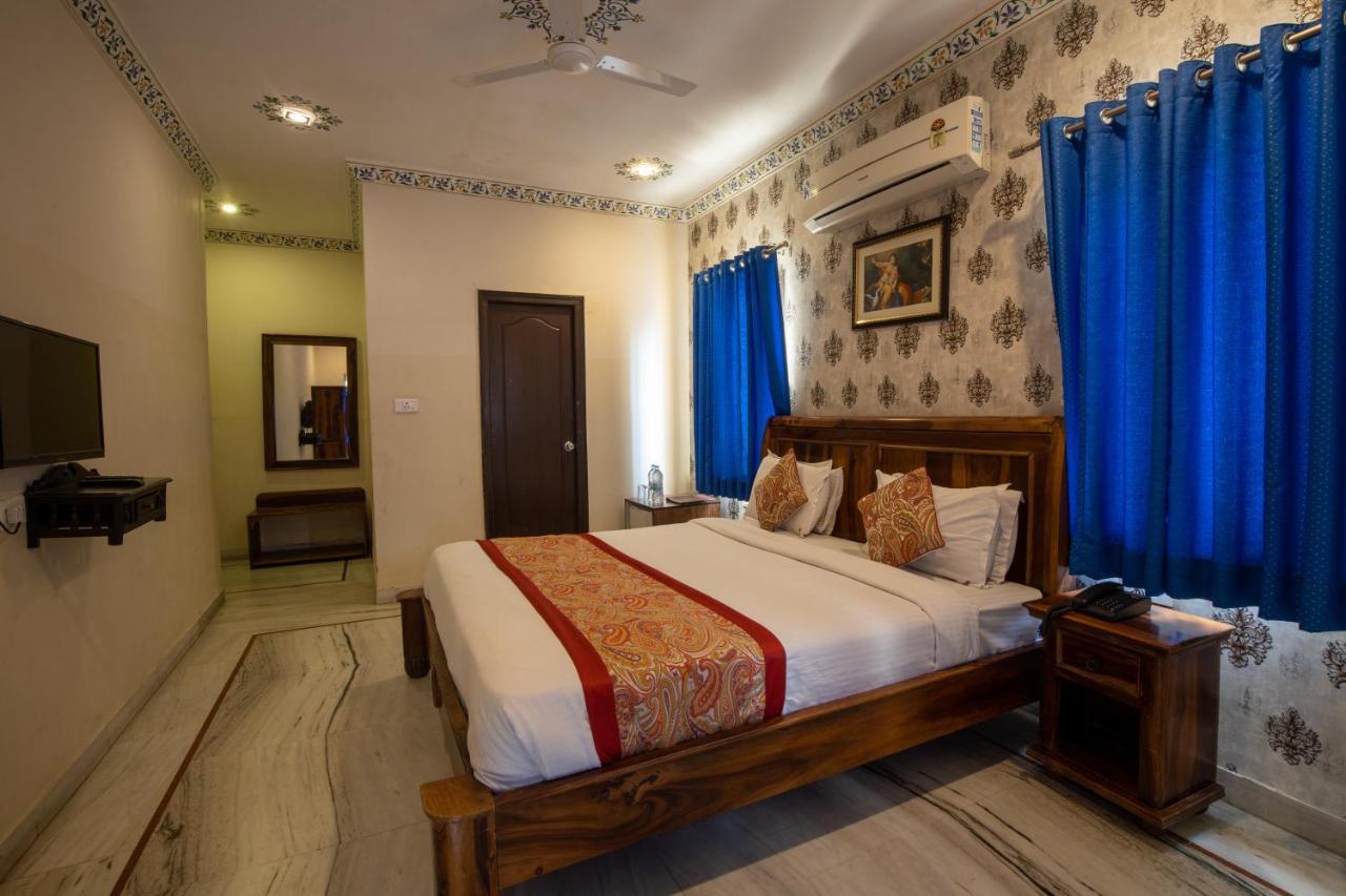 Hotel Royal Pratap Niwas Udaipur Ngoại thất bức ảnh