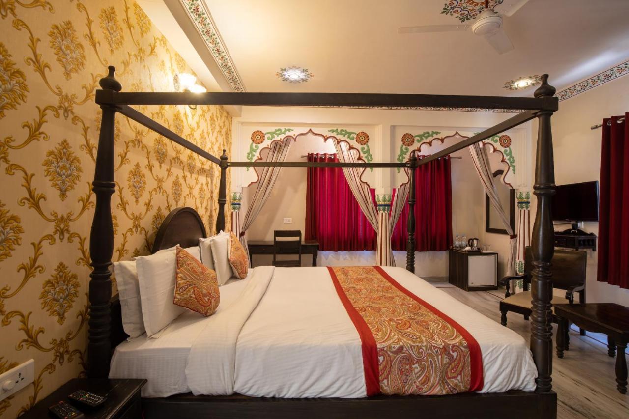 Hotel Royal Pratap Niwas Udaipur Ngoại thất bức ảnh