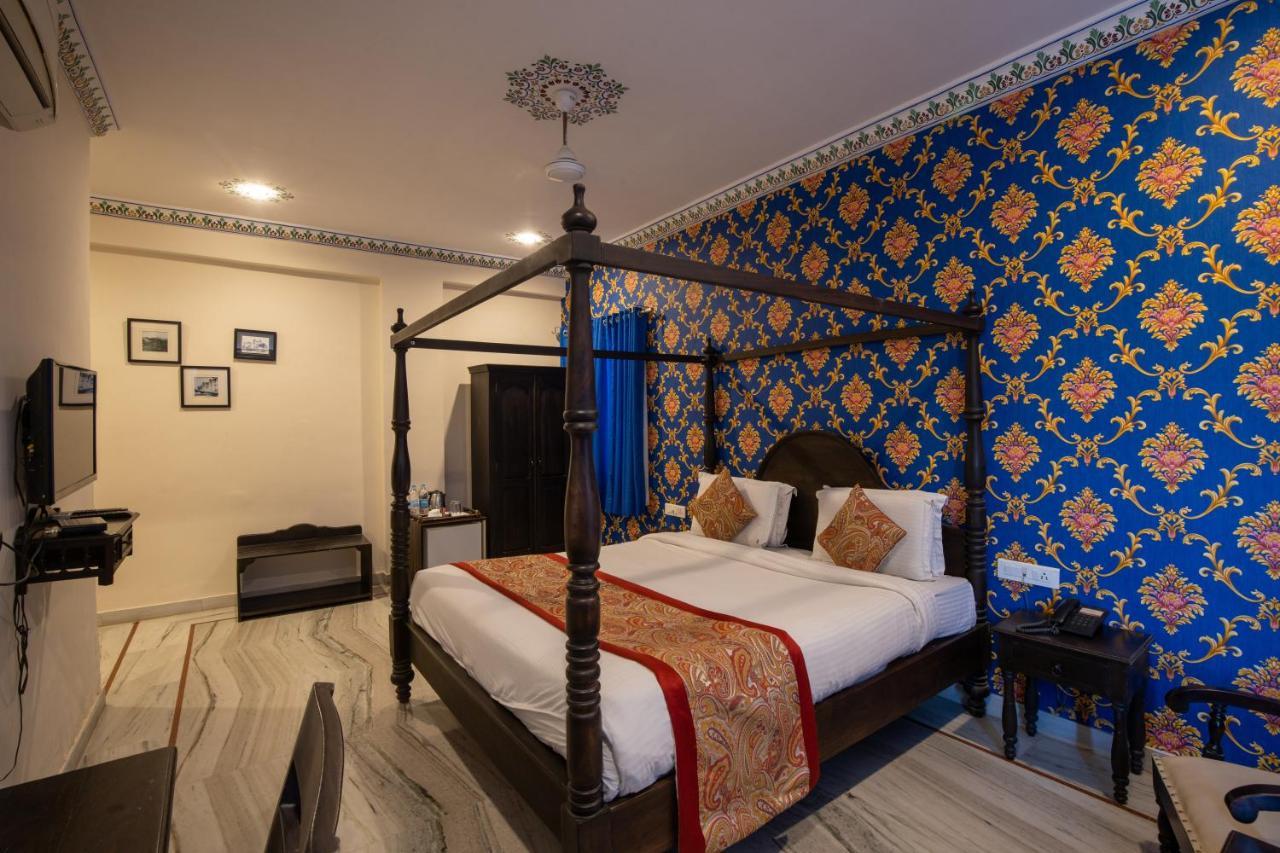 Hotel Royal Pratap Niwas Udaipur Ngoại thất bức ảnh