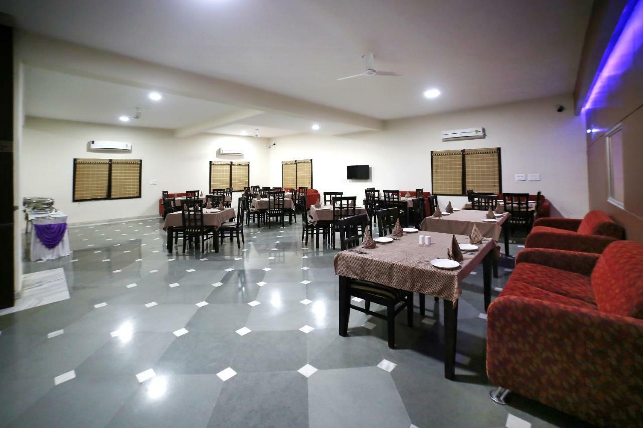 Hotel Royal Pratap Niwas Udaipur Ngoại thất bức ảnh